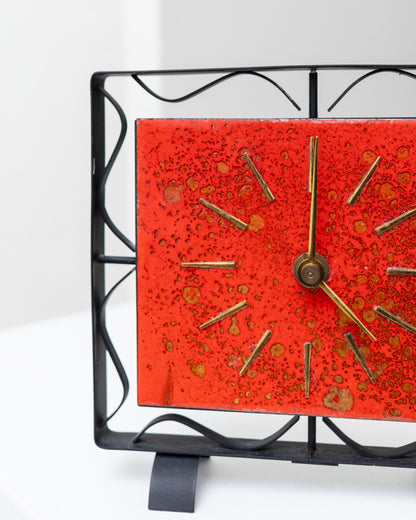 Mantel clock red enamelled metal DDR VEB Elektrobau Greiz MCM 1960s Vintage