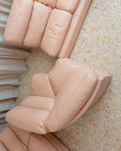 Modular leather sofa in blush by Tito Agnoli for Poltrona Frau model Petronio 1970s Mid Century Design Vintage