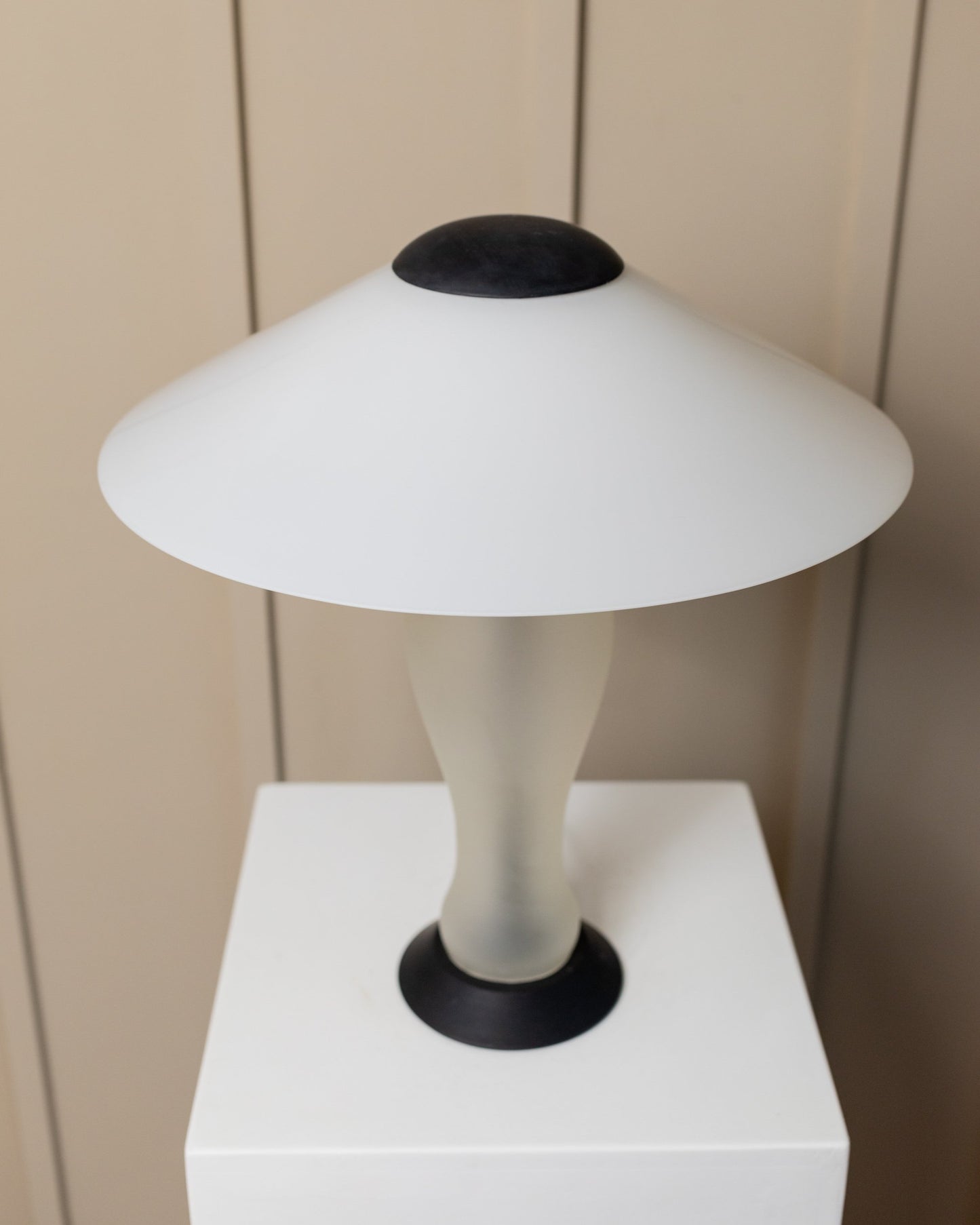 Murano glass lamp 80s Memphis style, white glass and frosted glass, black metal details Vintage