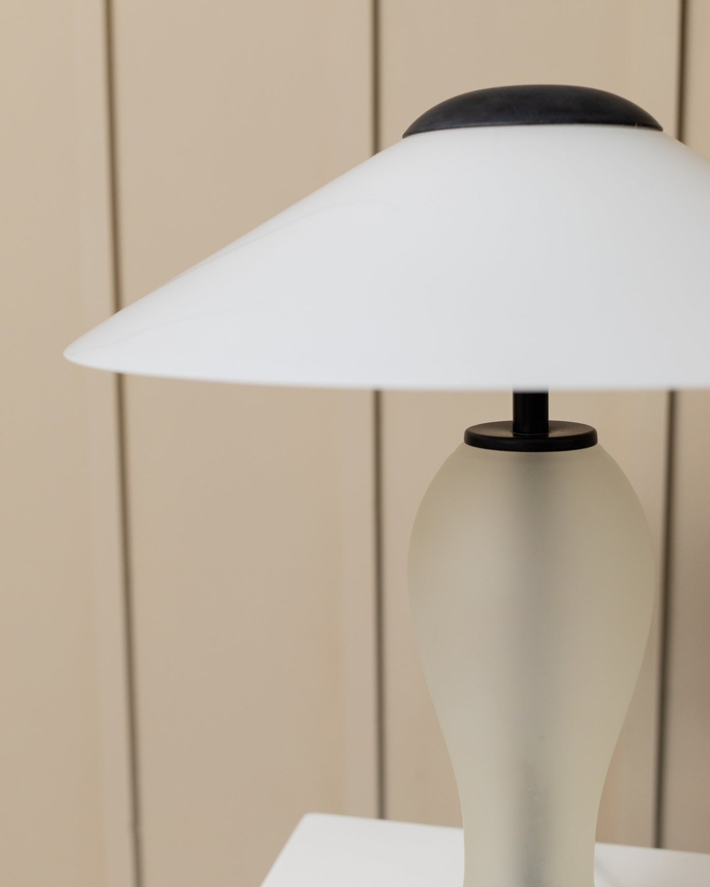 Murano glass lamp 80s Memphis style, white glass and frosted glass, black metal details Vintage