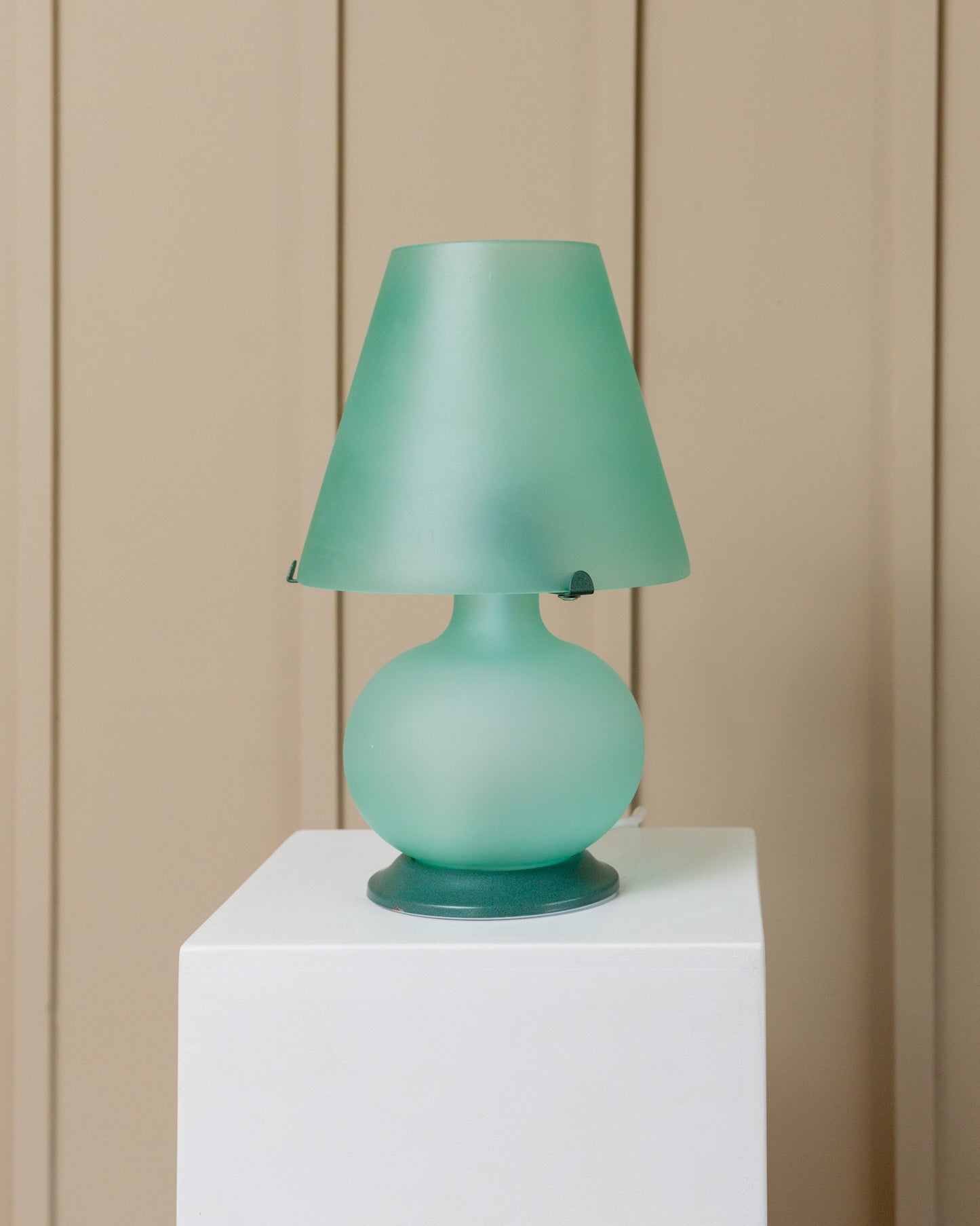 1 of 2 Mushroom Table Lamps in Mint and Green Murano Glass - Italy Mid-Century 1980s Vintage