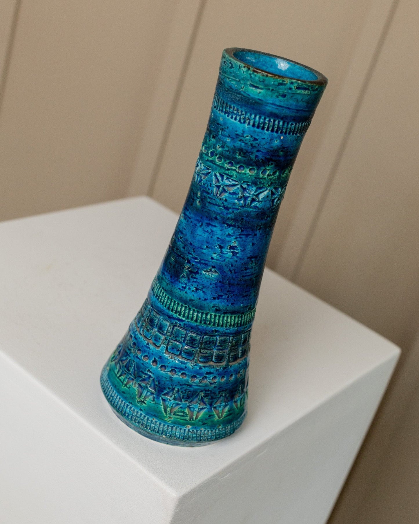 Ceramic vase Rimini Blu by Aldo Londi for Bitossi - 1960s Italy - gradient glaze blue, turquoise, retro gift, relief pattern vintage