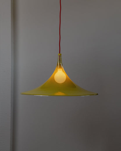 Große Hängelampe Italien 1970er – Gelbe, große Plastiklampe mit kleinen Punkten im Reticello-Design – Stilvolle Retro-Beleuchtung, Geschenk MCM Vintage