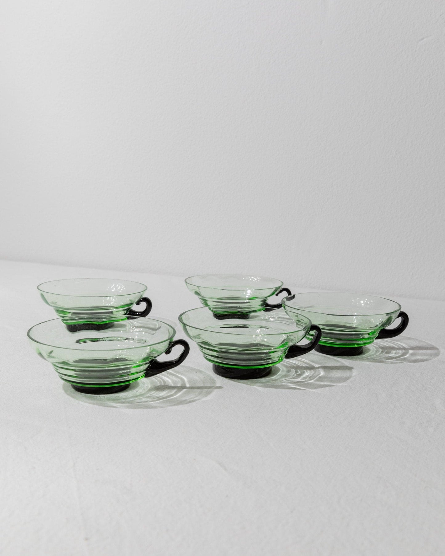 5 Murano glass drinking glasses - timeless design Italy 40s - green and black, uranium glass - retro glasses for tea and cocktails, vintage gift