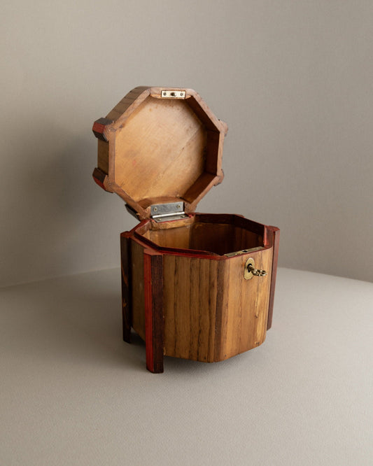 Vintage Oktagonbox Holz mit Schloss für Schmuck Italien 1960er edle Tischdeko