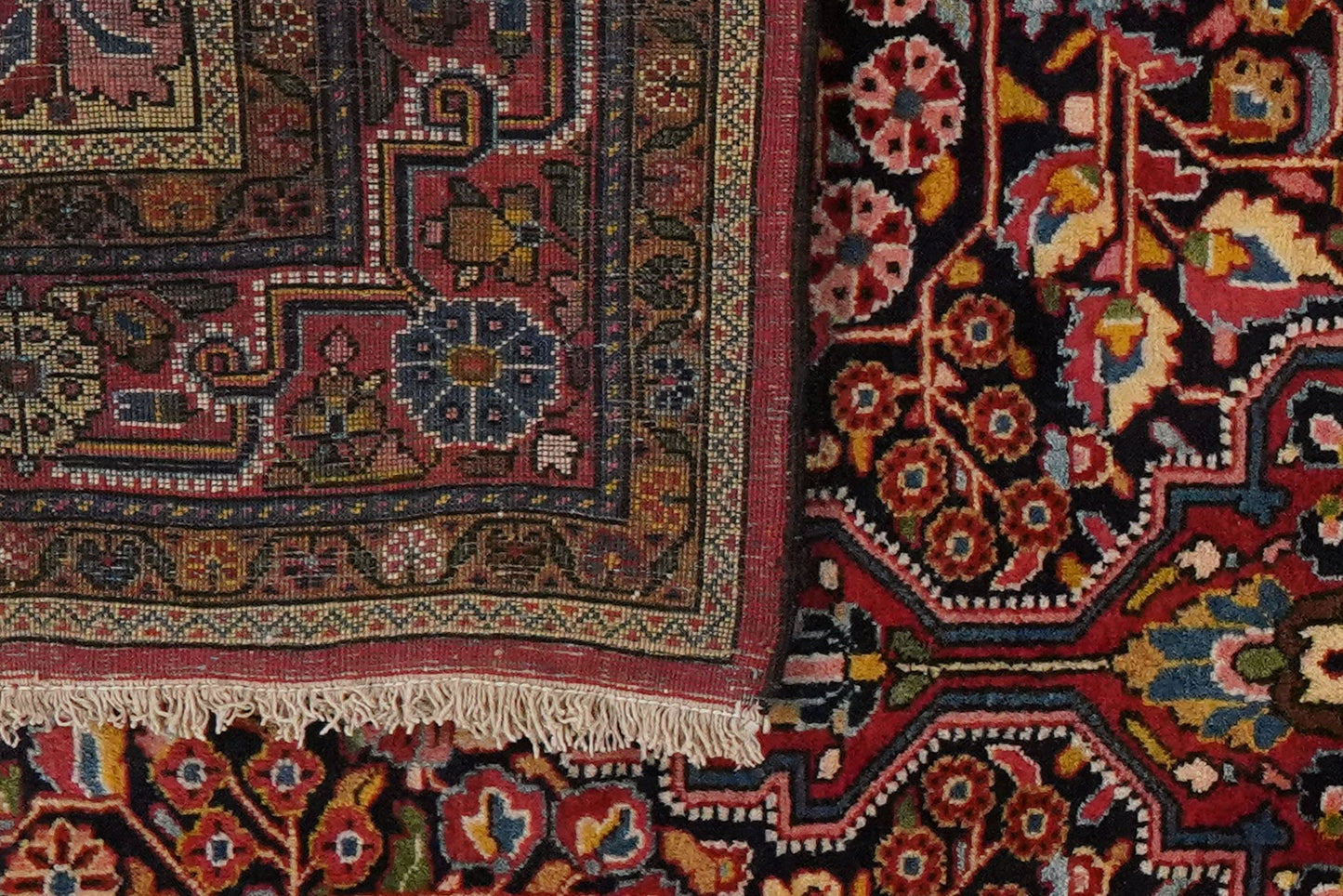 Djozan 214x130cm carpet vintage