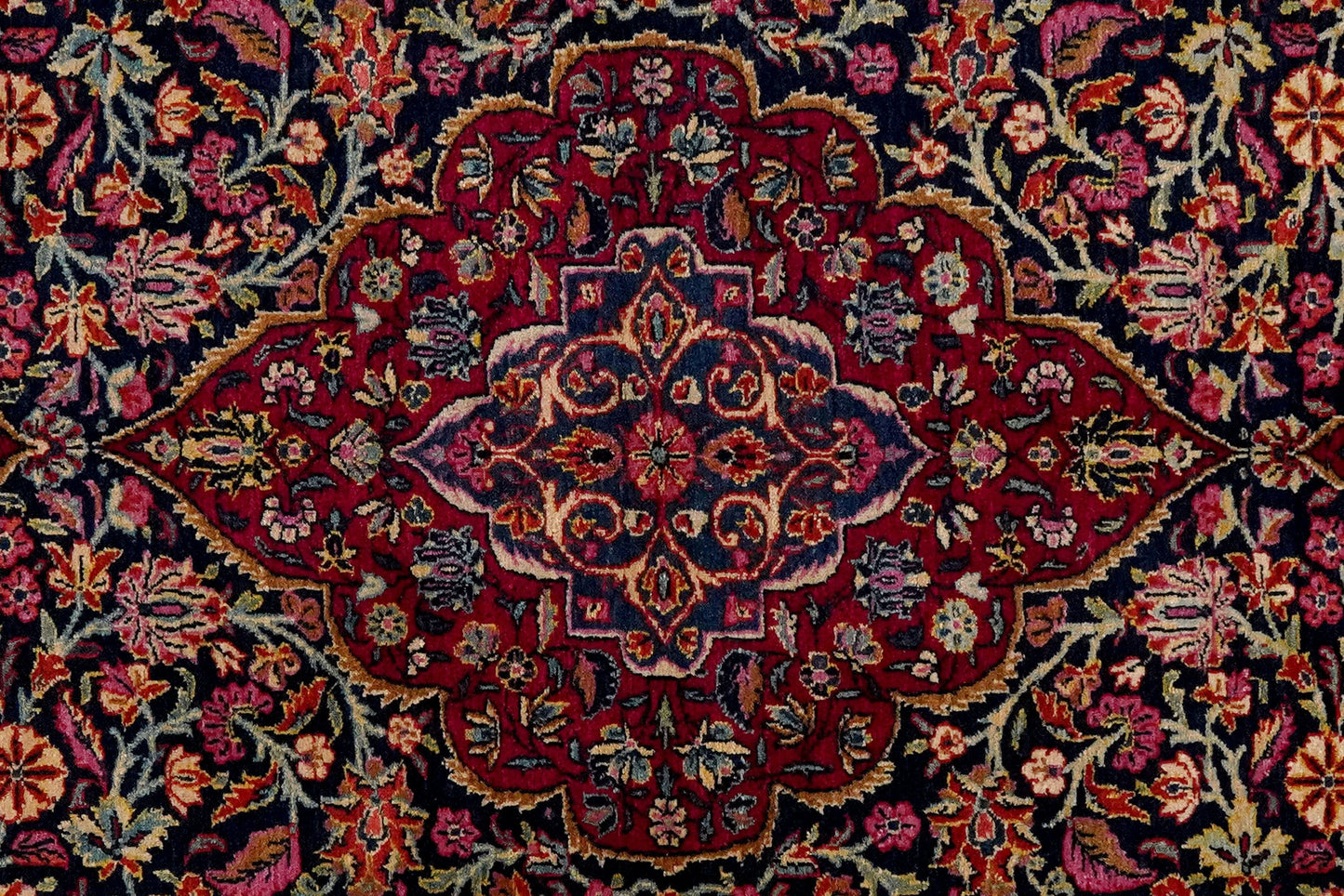 Kashan 204x130cm Teppich Vintage