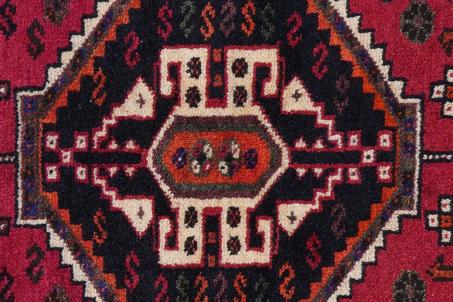 Qashgai 159x123cm Carpet Vintage