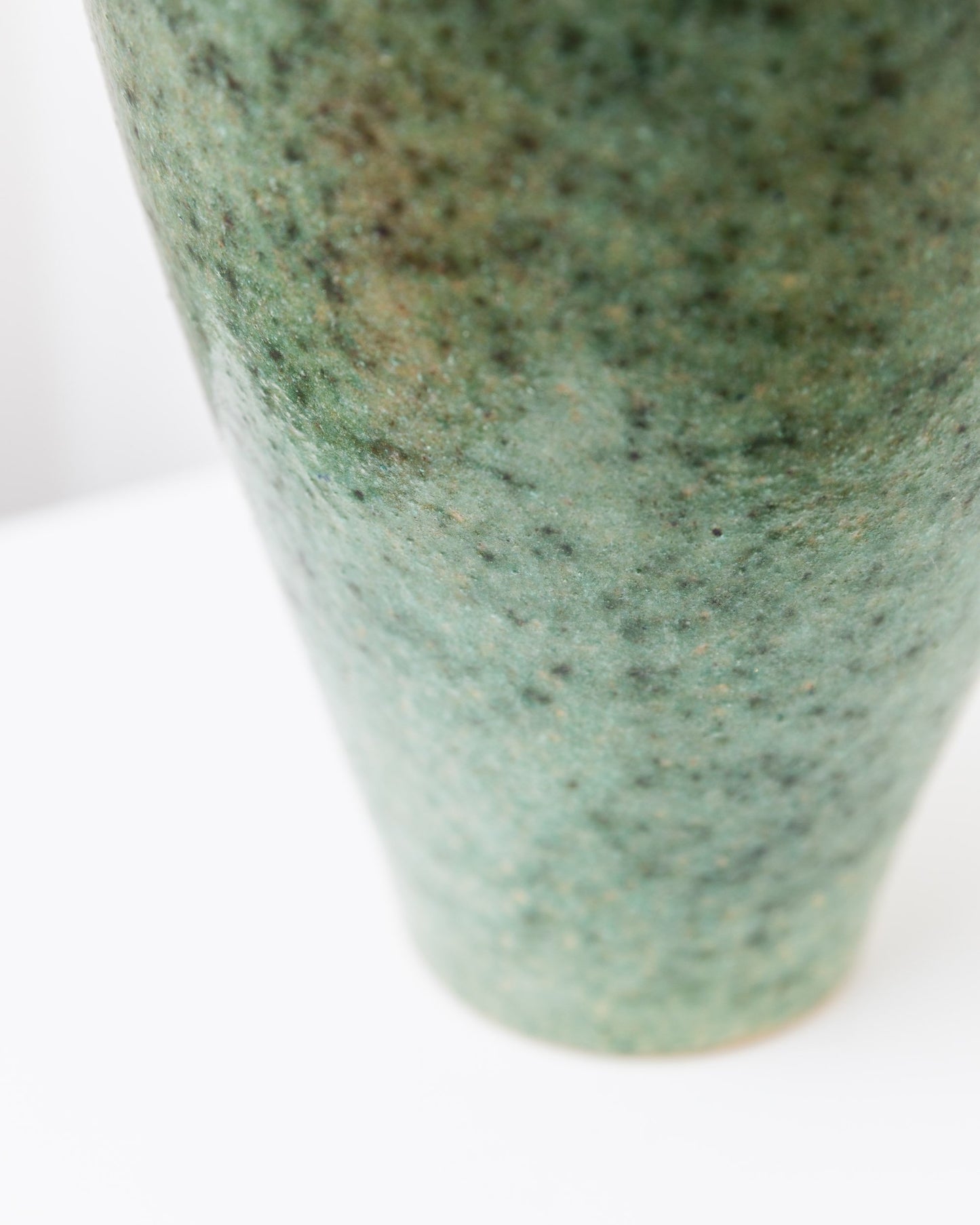 Ceramic vase by VEB Coswig Green bulbous vase with gradient glaze Mid Century Design GDR 1970s Vintage