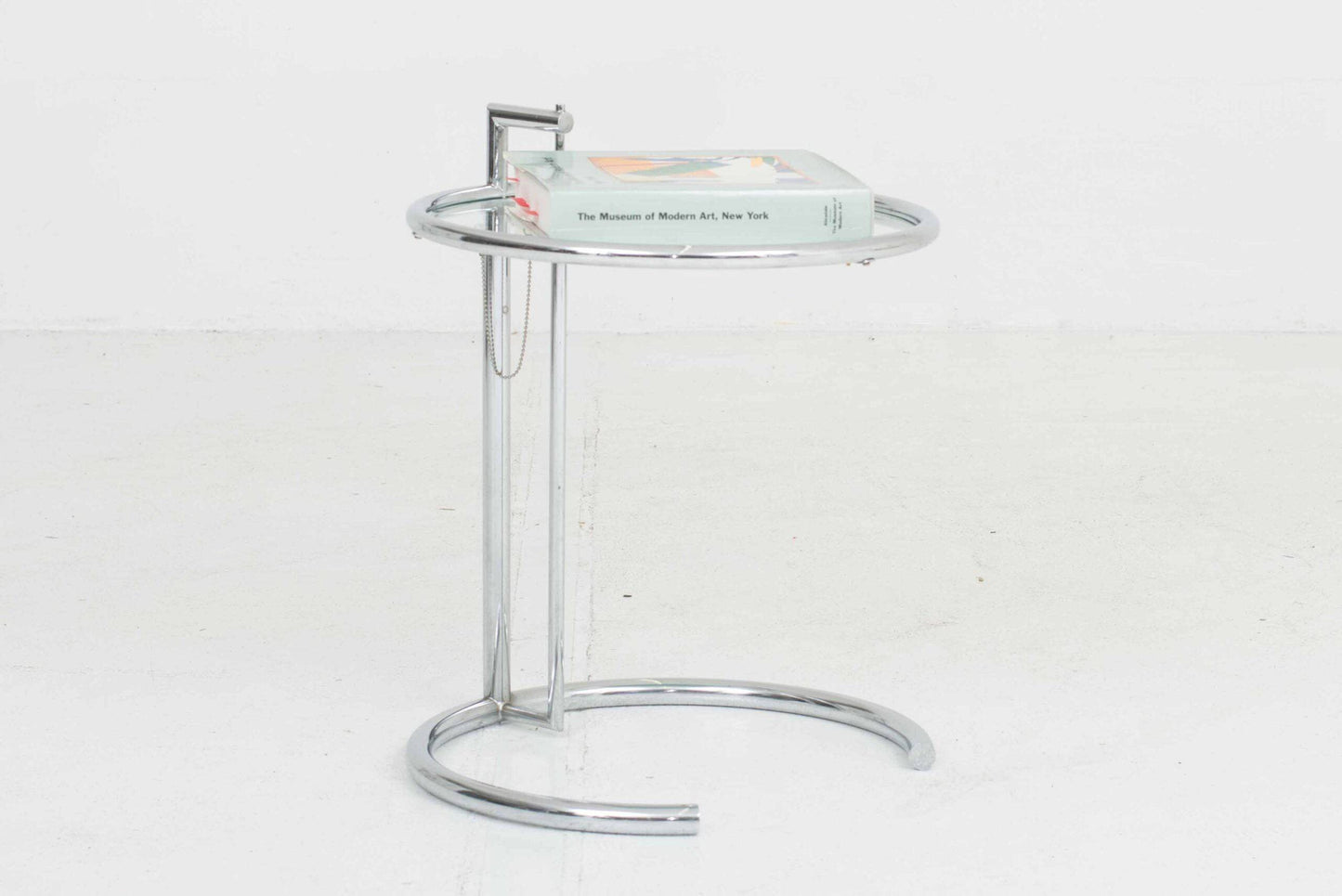 ClassiCon Adjustable Table E.1027 von Eileen Gray - 2nd home