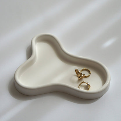 Handmade design tray Curvy