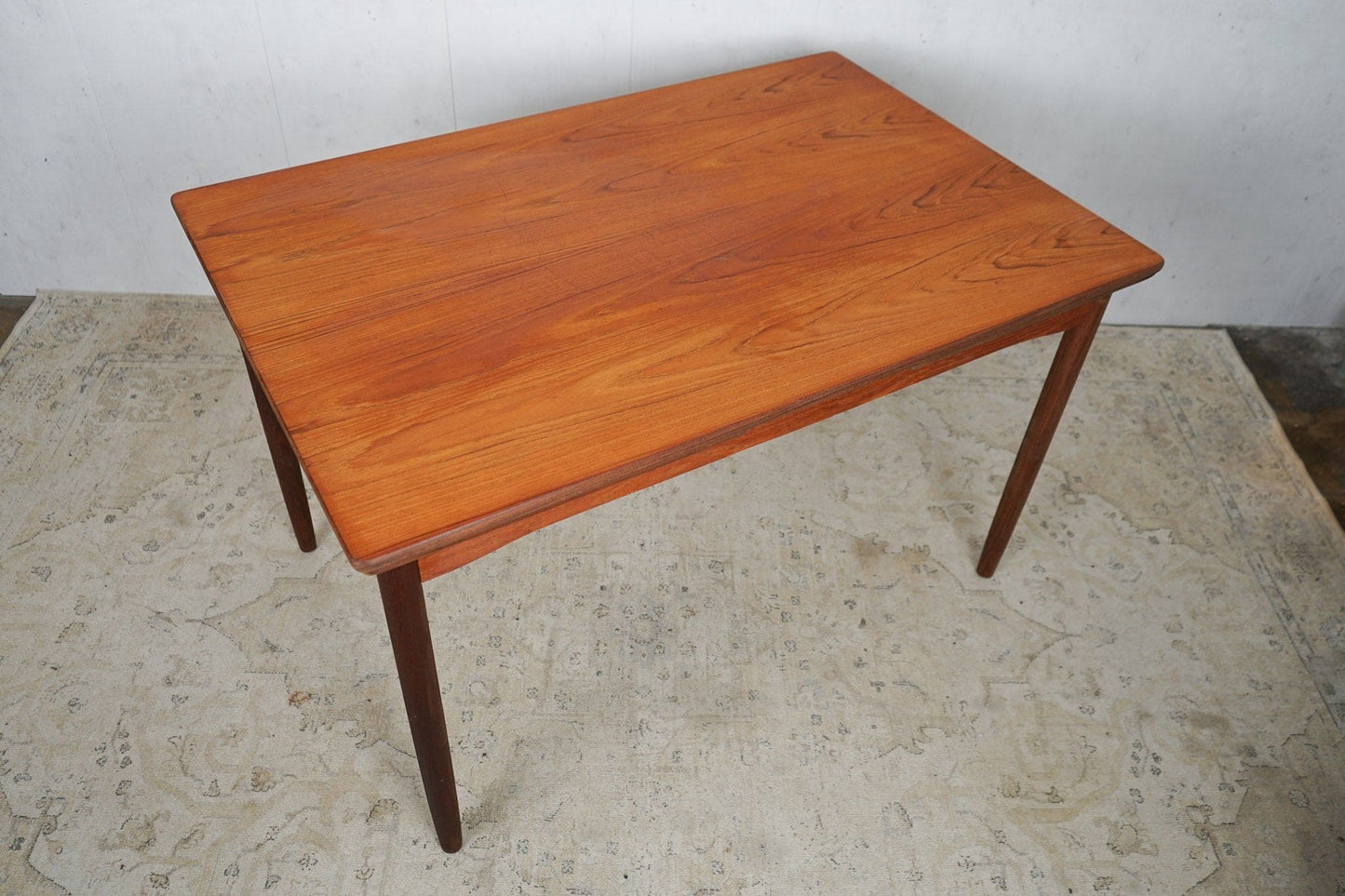 Table à manger extensible en teck Danois Mid Century 123,5cm Vintage