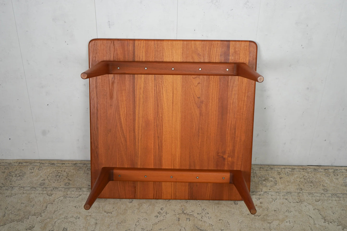 Teak Couchtisch von Mikael Laursen 80 x 80 cm Vintage Vintage