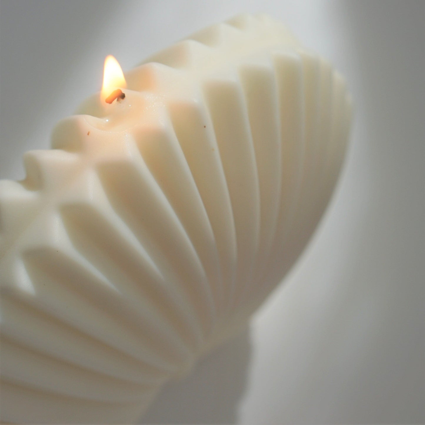 Handmade designer candle palm leaf