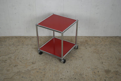 USM Haller side table 37x37cm with wheels, ruby ​​red