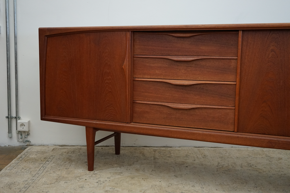 Buffet en teck RT meubles RT-272 Heinrich Riestenpatt Vintage