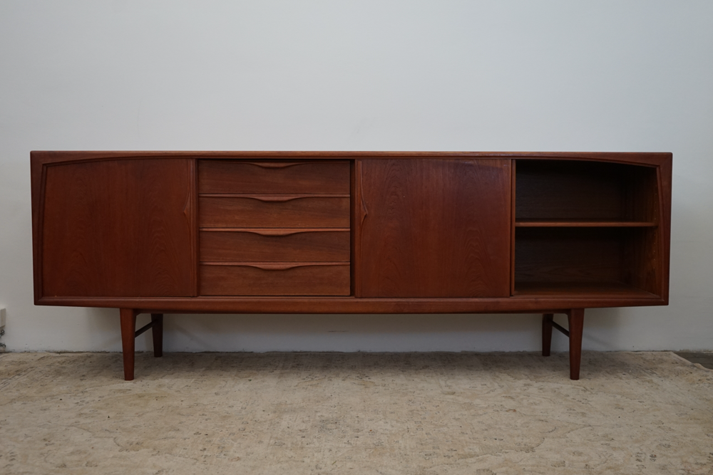 Teak Sideboard RT Furniture RT-272 Heinrich Riestenpatt Vintage