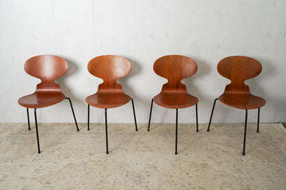 4x Arne Jacobsen Modell 3100 Ant Stühle für Fritz Hansen