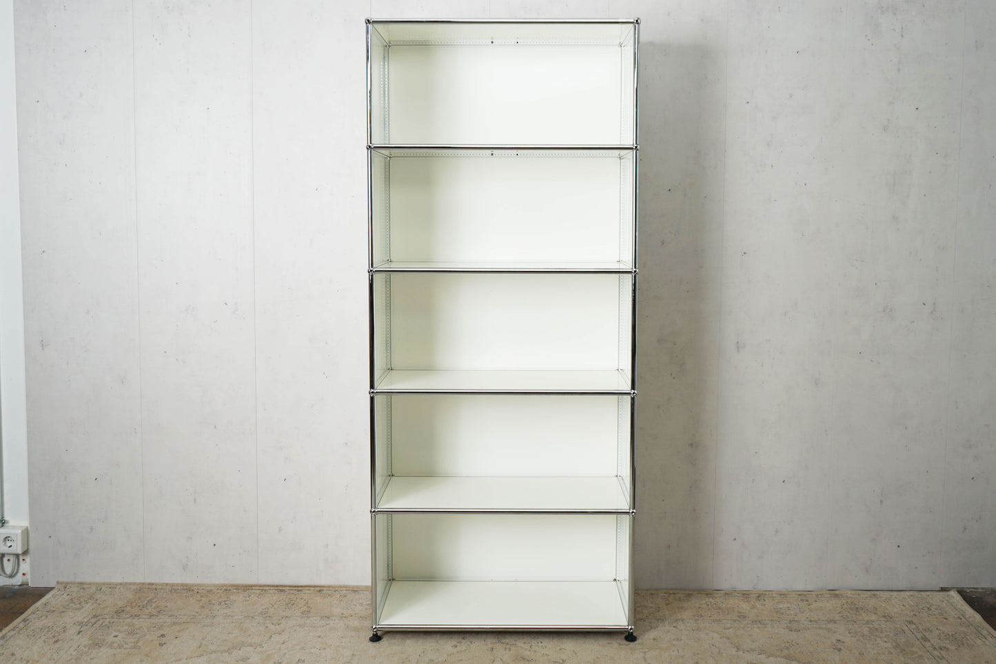 USM Haller shelf bookcase pure white RAL 9010