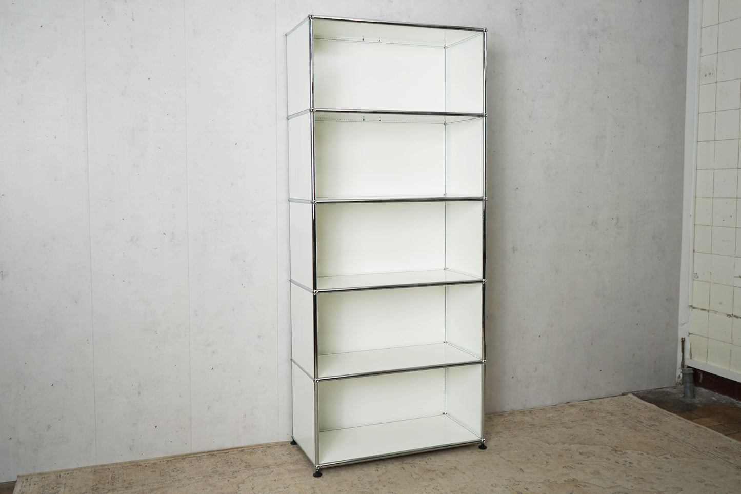 USM Haller shelf bookcase pure white RAL 9010