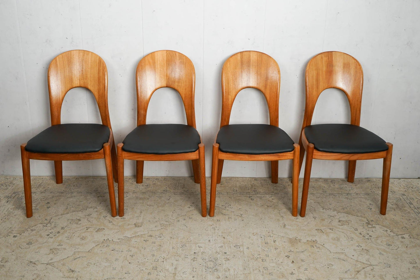 1 von 4 Dänischen Teak Stühlen von Niels Koefoed Esszimmerstuhl Vintage