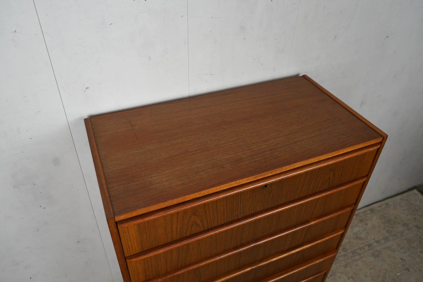 Commode danoise en teck Tallboy Retro années 60 Mid Century Vintage