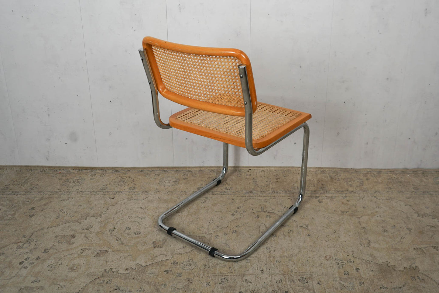 Freischwinger Esszimmerstuhl aus Rattan Mid Century Vintage