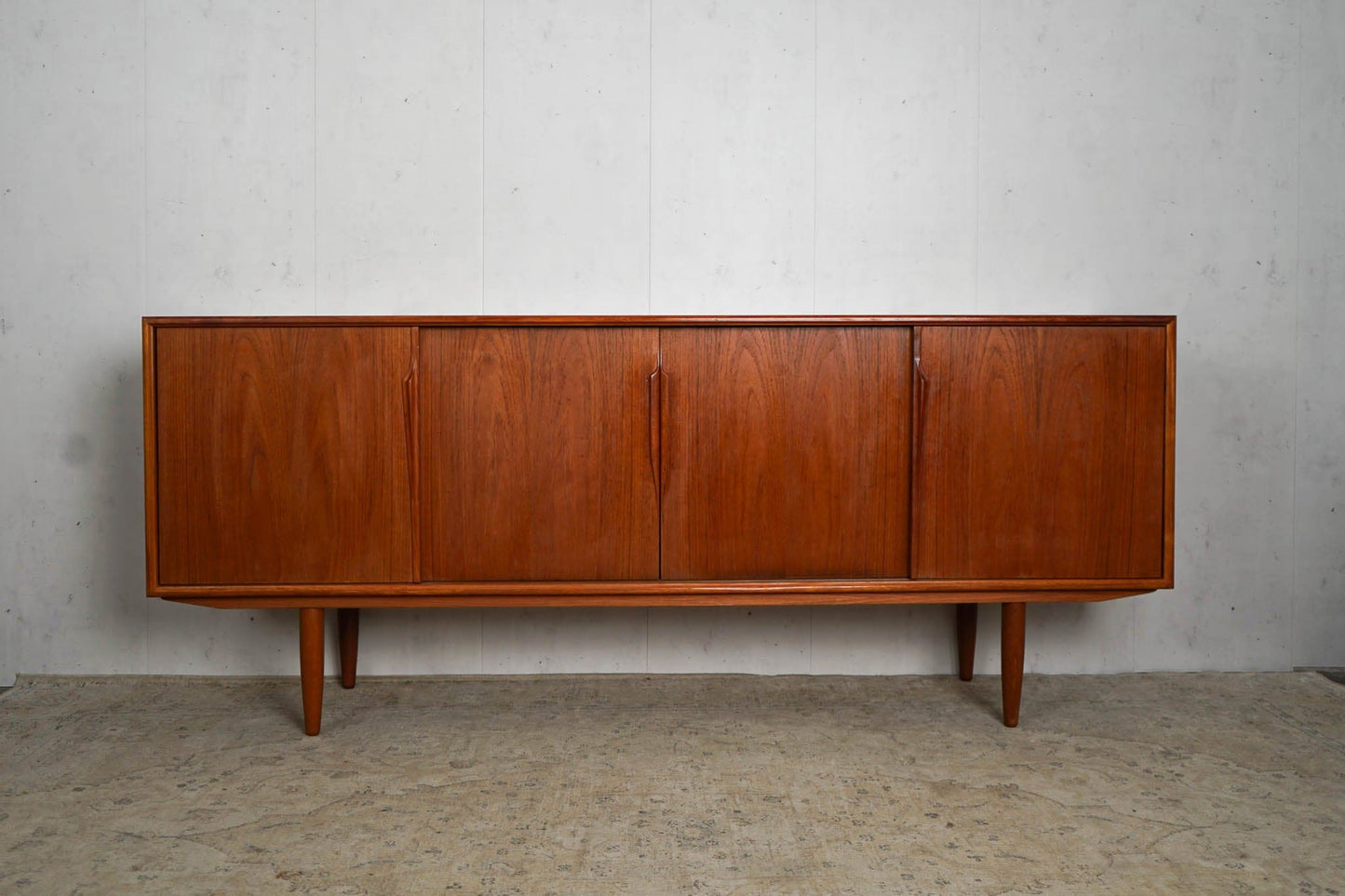 Buffet en teck par Axel Christensen pour Aco Danish Mid Century Vintage