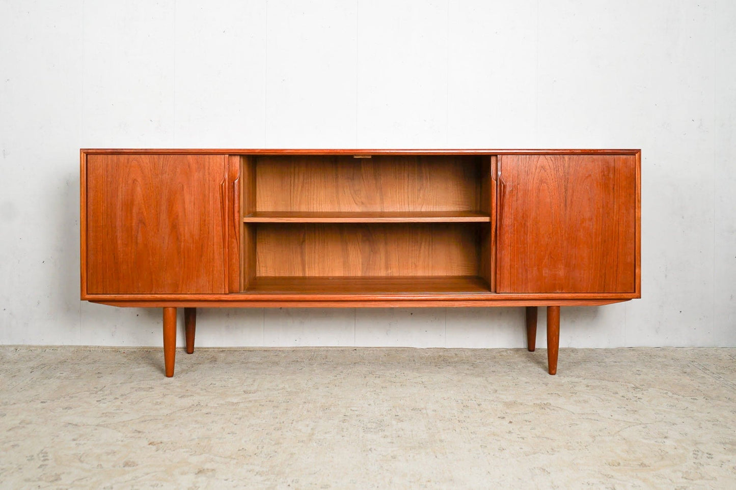 Buffet en teck par Axel Christensen pour Aco Danish Mid Century Vintage