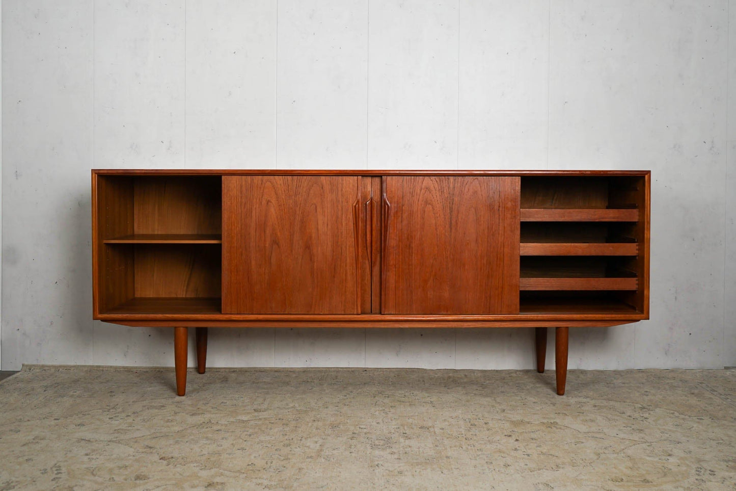 Buffet en teck par Axel Christensen pour Aco Danish Mid Century Vintage