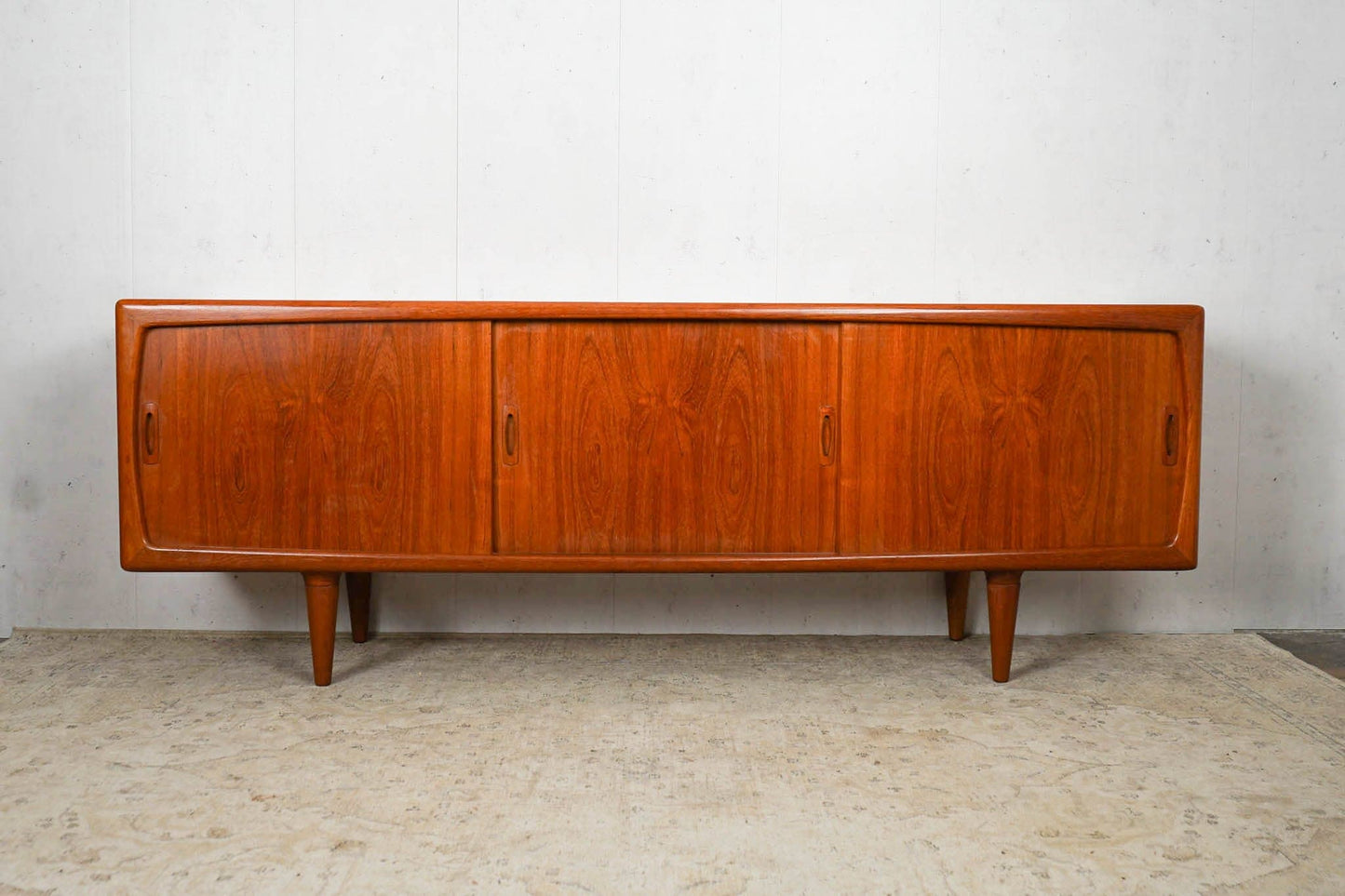 Buffet danois en teck par HP Hansen, vintage du milieu du siècle 60