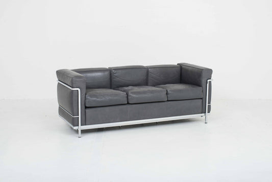 Cassina LC2 3-seater sofa by Le Corbusier in grey natural leather