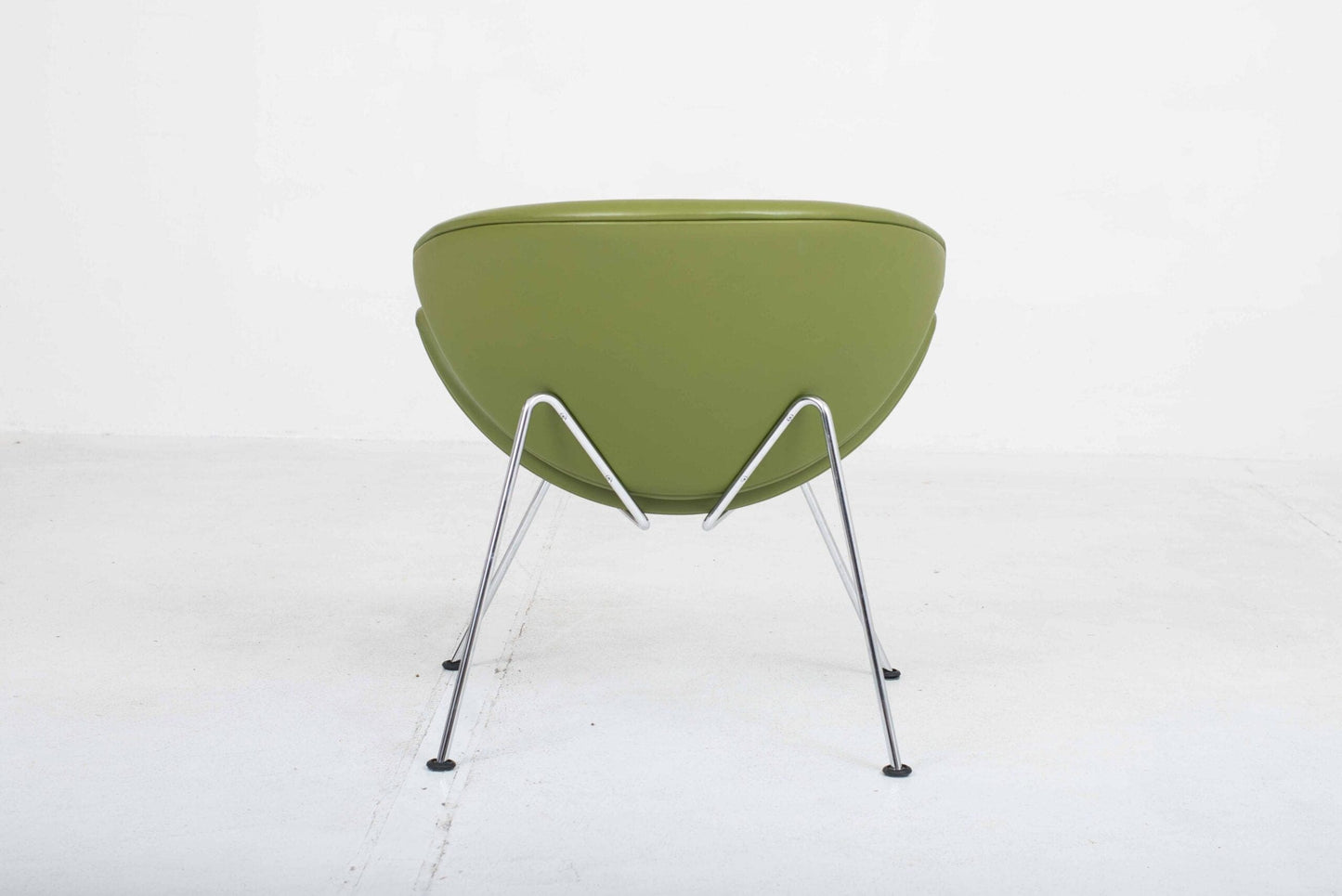 Artifort Orange Slice armchair by Pierre Paulin in green leather