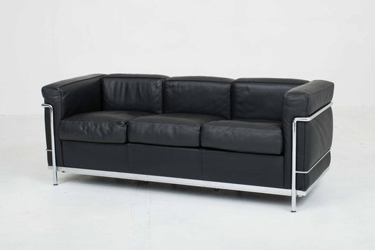 Cassina LC2 3er Sofa von Le Corbusier in schwarzem Leder - 2nd home