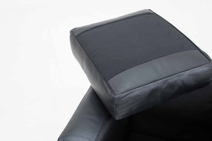 Cassina LC2 armchair by Le Corbusier in black leather vintage