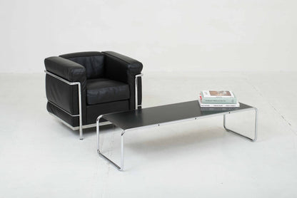 Knoll Laccio 2 coffee table by Marcel Breuer in black