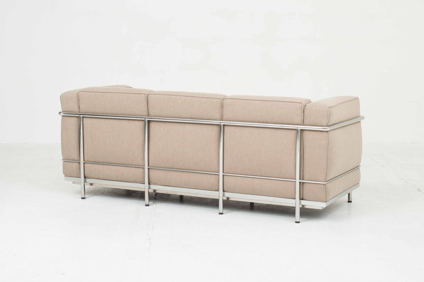 Cassina LC2 3-seater sofa by Le Corbusier in beige fabric Vintage