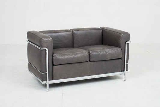 Cassina LC2 2-seater sofa by Le Corbusier in grey natural leather