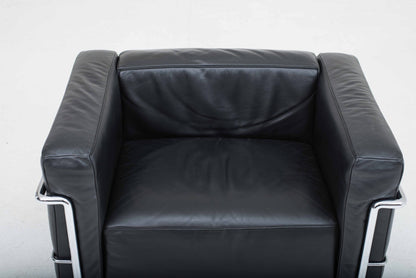 Fauteuil Cassina LC3 de Le Corbusier en cuir noir