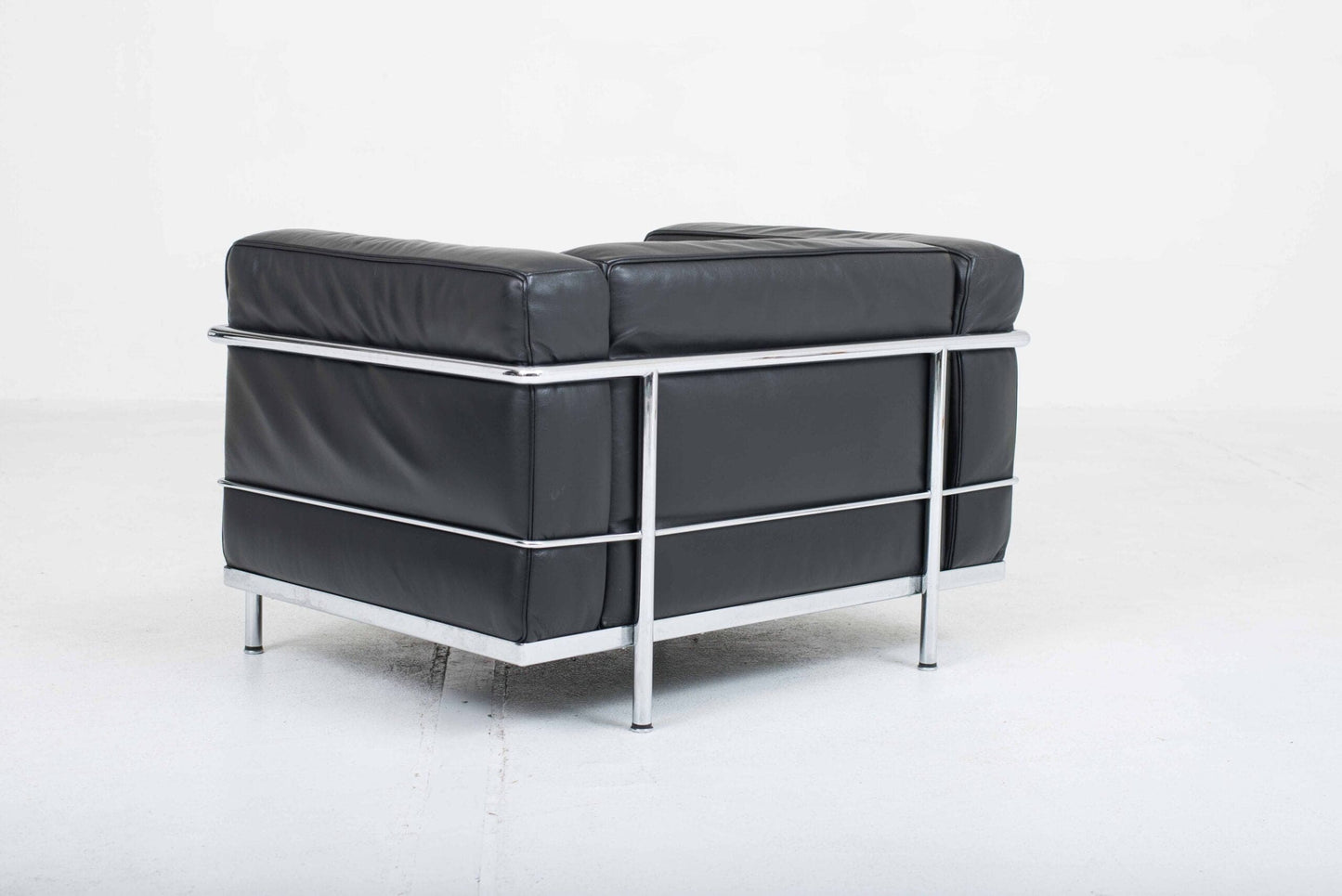 Cassina LC3 Sessel von Le Corbusier in schwarzem Leder