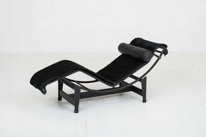 Cassina LC4 Chaise Longue by Le Corbusier, Black Vintage Fur