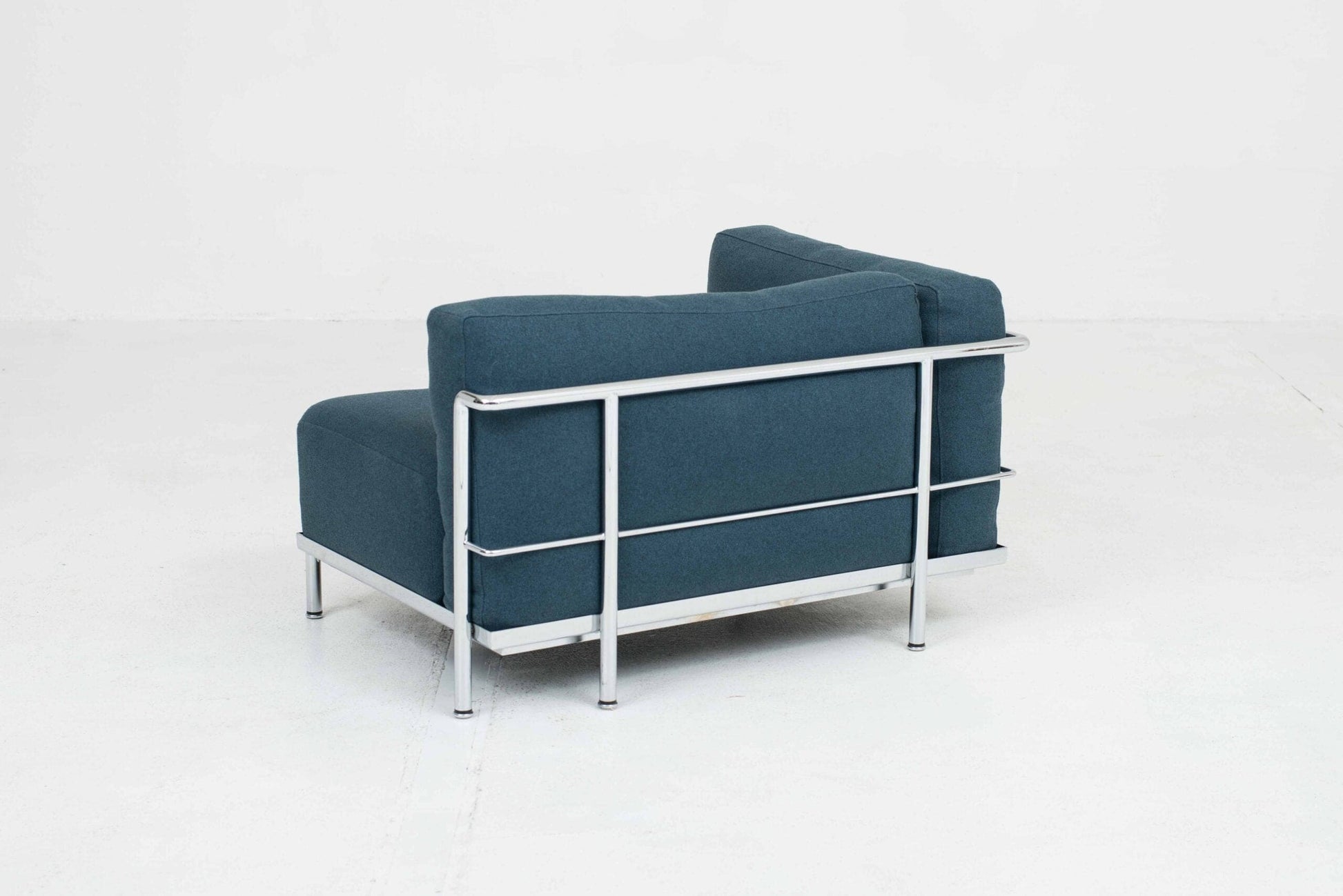 Cassina LC3 Méridienne Sessel von Le Corbusier in Blau - 2nd home