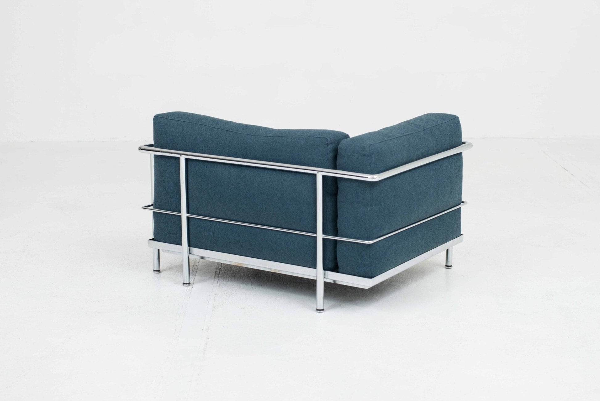 Cassina LC3 Méridienne Sessel von Le Corbusier in Blau - 2nd home