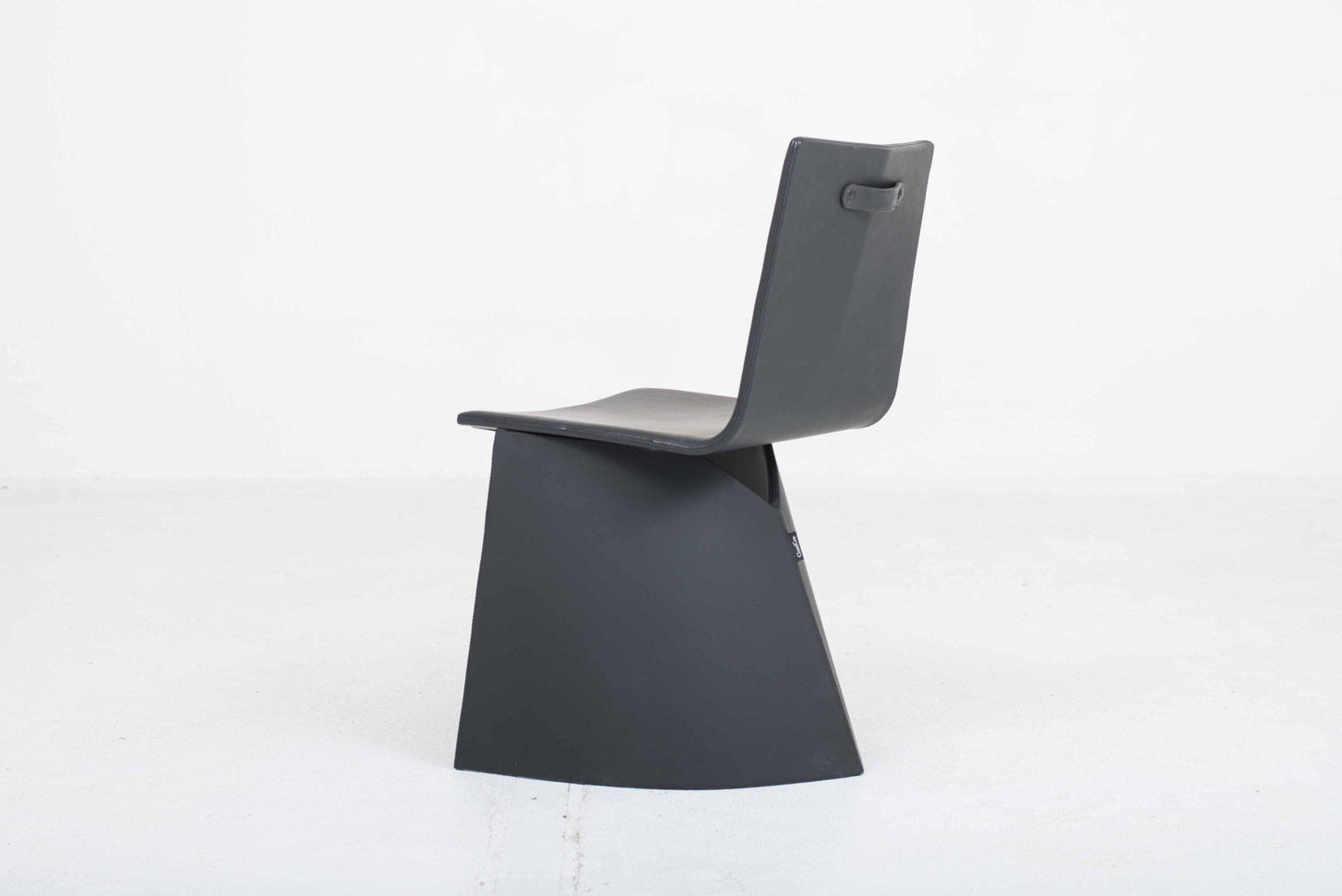 Chaise ClassiCon Venus de Konstantin Grcic 