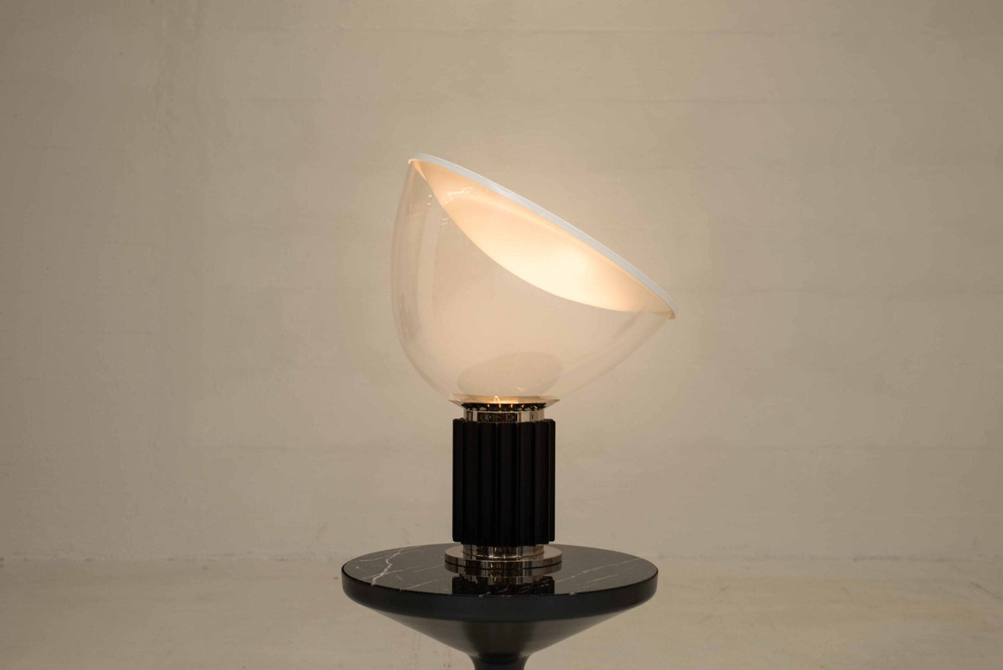 Flos Taccia lamp by Achille and Pier Giacomo Castiglioni Vintage