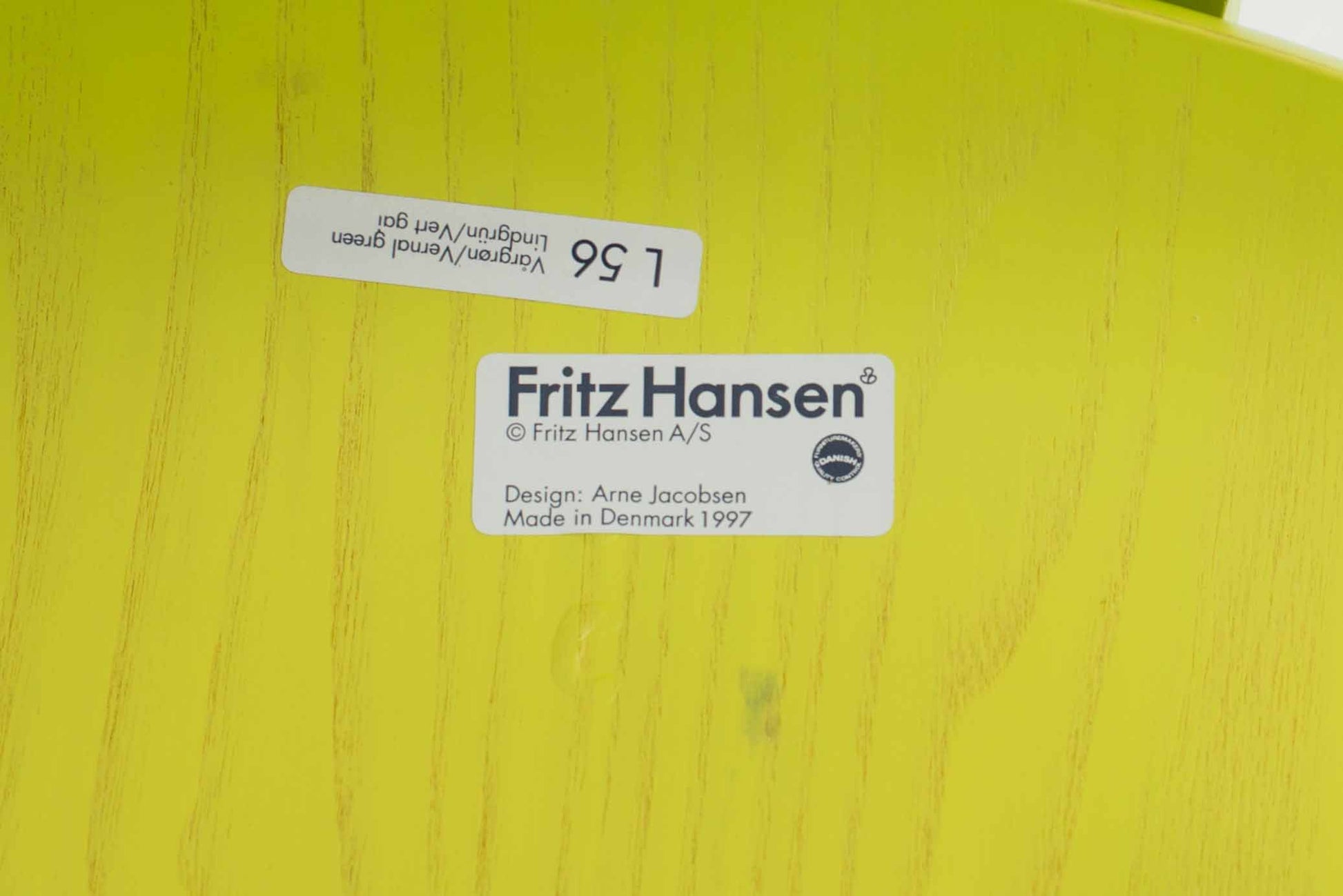 Fritz Hansen 3107 Stühle von Arne Jacobsen in Lindgrün - 2nd home