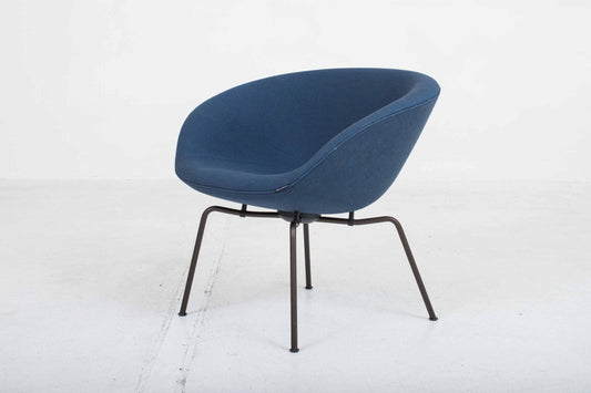 Fauteuil Pot Fritz Hansen par Arne Jacobsen Vintage