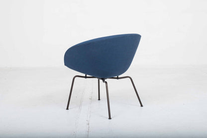 Fauteuil Pot Fritz Hansen par Arne Jacobsen Vintage