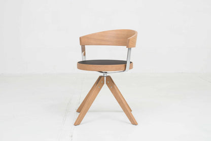 Girsberger chair G125 by Mathias Seiler in vintage oak