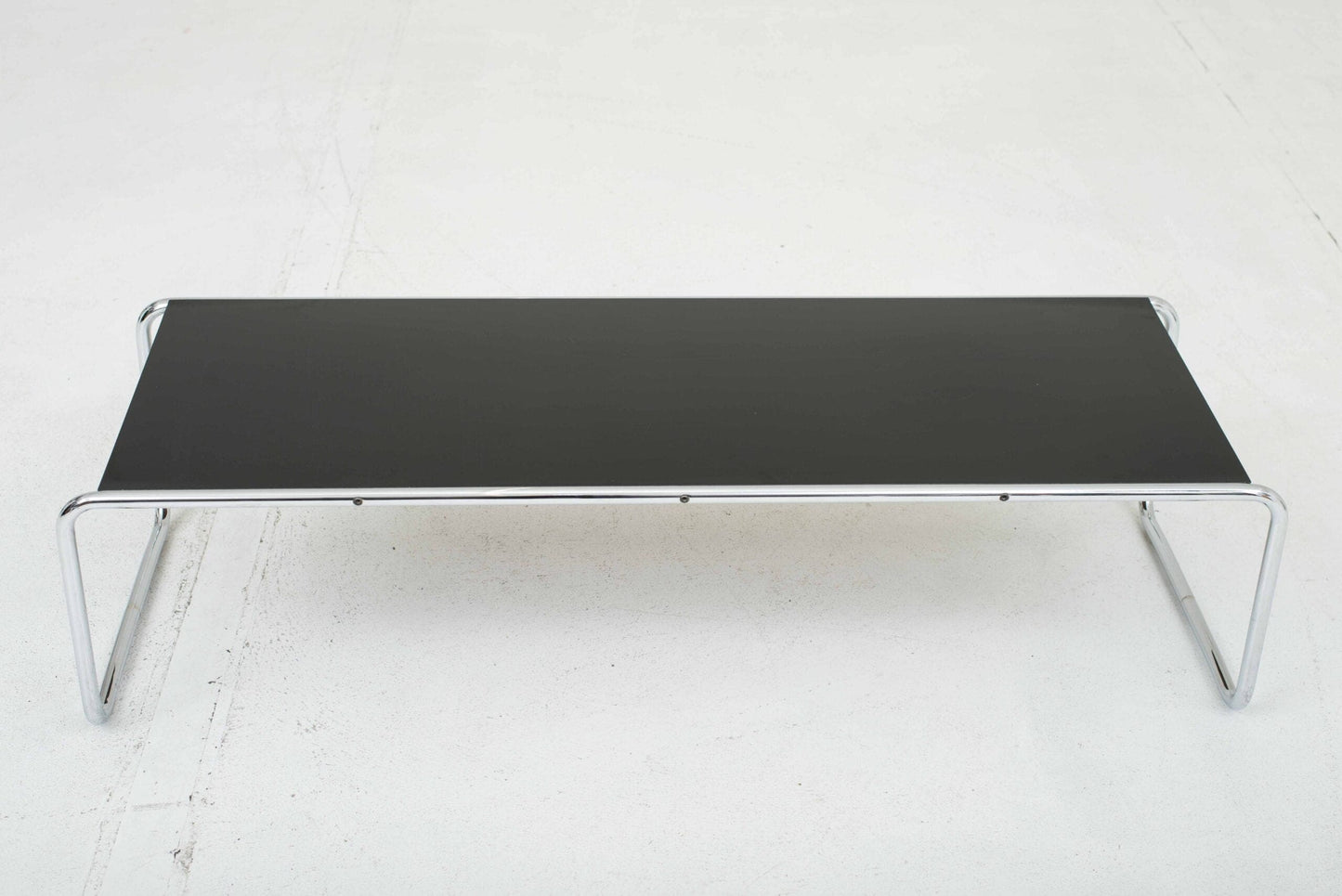 Knoll Laccio 2 coffee table by Marcel Breuer in black